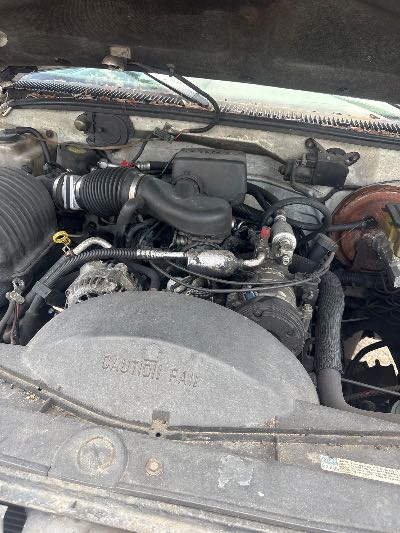 1996 chevrolet k1500 Location - Large Trucks & Vans - Row 28 - Stock # H48030