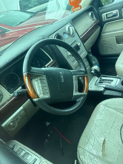 2006 Lincoln Zephyr Location - Ford - Row 32 - Stock # H47809