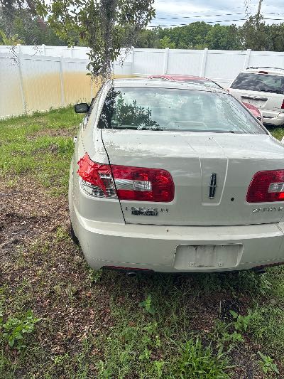 2006 Lincoln Zephyr Location - Ford - Row 32 - Stock # H47809