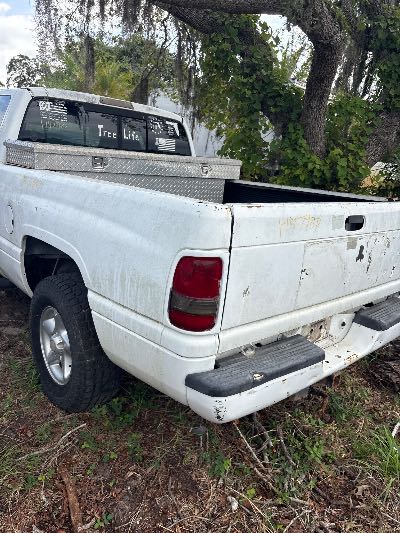 2001 Dodge Ram 1500 Location - Large Trucks & Vans - Row 50 - Stock # H47967