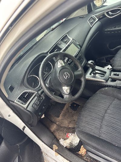 2019 Nissan Sentra Location - Imports - Row 43 - Stock # H48097