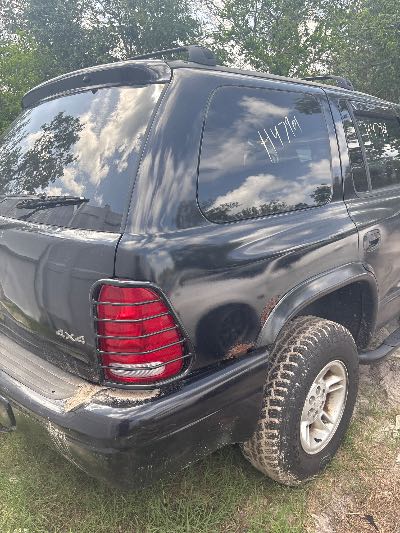 1998 Dodge Durango Location - Large Trucks & Vans - Row 31 - Stock # H47901