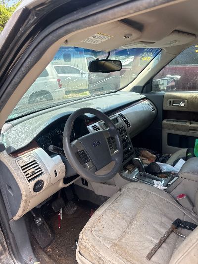 2009 Ford Flex Location - Ford - Row 36 - Stock # H48146