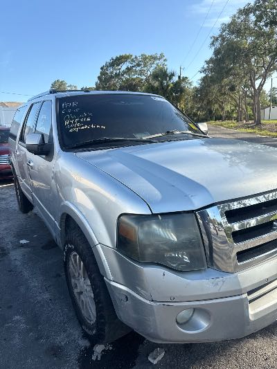 2012 Ford Expedition EL Location - Large Trucks & Vans - Row 30 - Stock # H48216