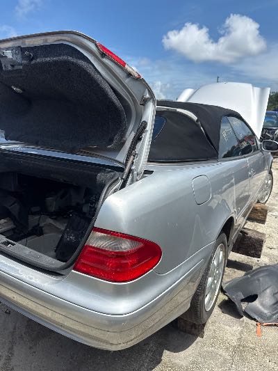2003 Mercedes-Benz CLK 320 Location - Imports - Row 10 - Stock # H48314