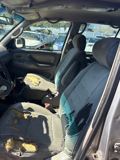 2002 Toyota Sequoia Location - Imports - Row 44 - Stock # H48305