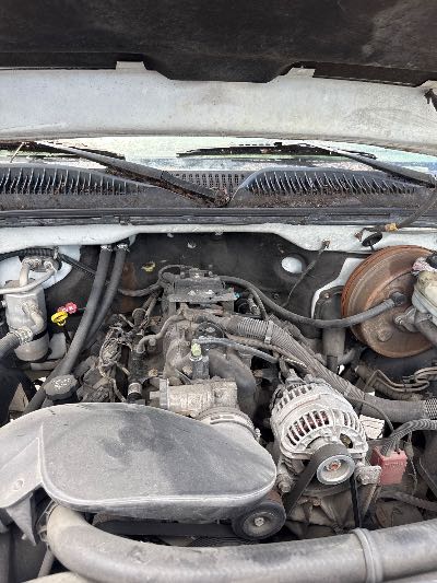 2006 Chevrolet Silverado 1500 Location - Large Trucks & Vans - Row 17 - Stock # H48446