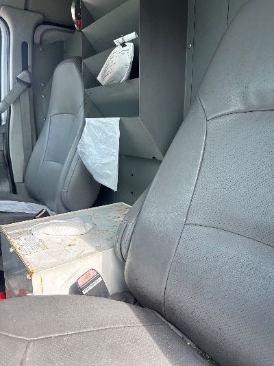 2003 Ford E-250 Location - Large Trucks & Vans - Row 50 - Stock # H48476