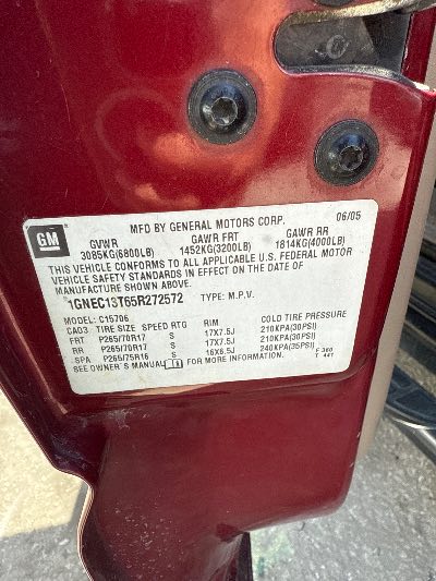 2005 Chevrolet Tahoe Location - Large Trucks & Vans - Row 50 - Stock # H48485