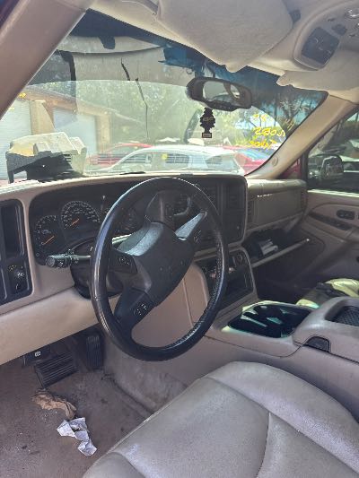 2005 Chevrolet Tahoe Location - Large Trucks & Vans - Row 50 - Stock # H48485