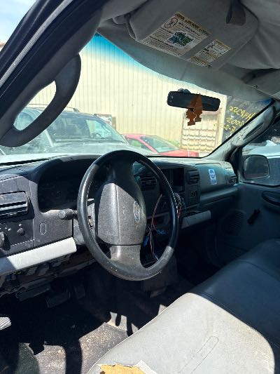 2005 Ford F-250 Location - Large Trucks & Vans - Row 50 - Stock # H48356