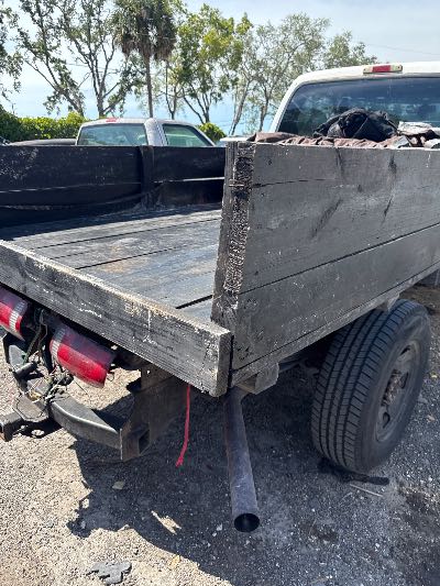 2005 Ford F-250 Location - Large Trucks & Vans - Row 50 - Stock # H48356