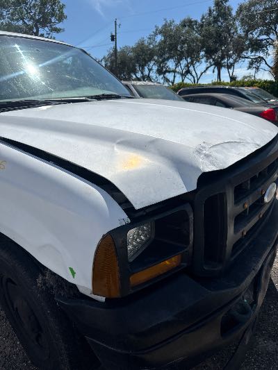 2005 Ford F-250 Location - Large Trucks & Vans - Row 50 - Stock # H48356