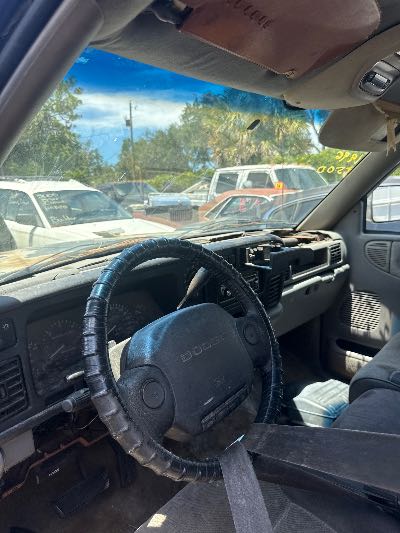 1996 Dodge BR1500 Location - Large Trucks & Vans - Row 16 - Stock # H48471