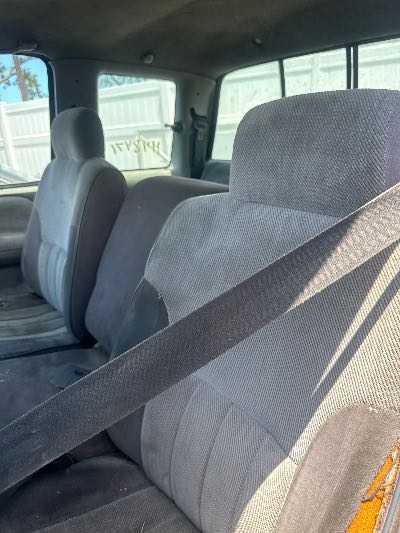 1996 Dodge BR1500 Location - Large Trucks & Vans - Row 16 - Stock # H48471