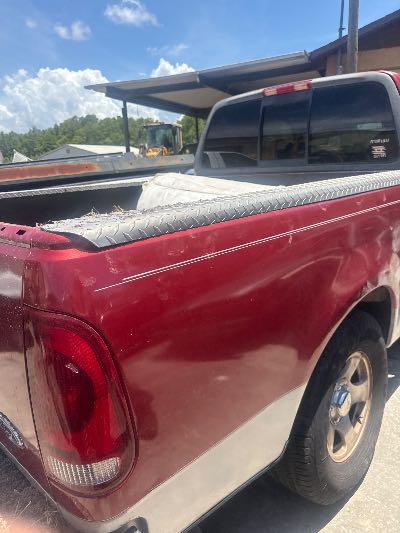 1999 Ford F-150 Location - Large Trucks & Vans - Row 50 - Stock # H48515