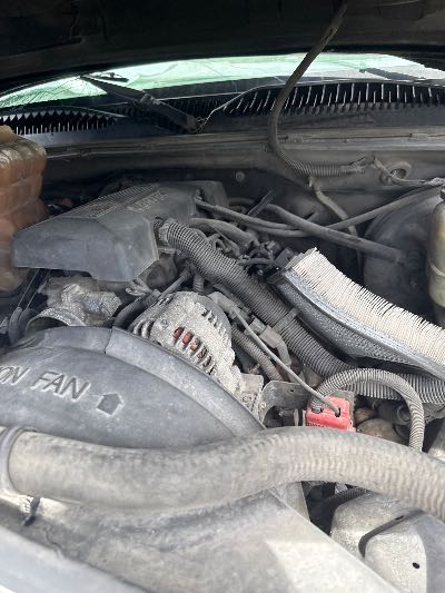 2000 GMC Sierra 1500 Location - Large Trucks & Vans - Row 50 - Stock # H48536