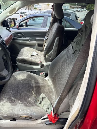 2008 Chrysler Town & Country Location - Chrysler - Row 45 - Stock # H48556