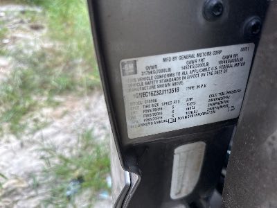 2002 Chevrolet Suburban 1500 Location - Large Trucks & Vans - Row 50 - Stock # H48535