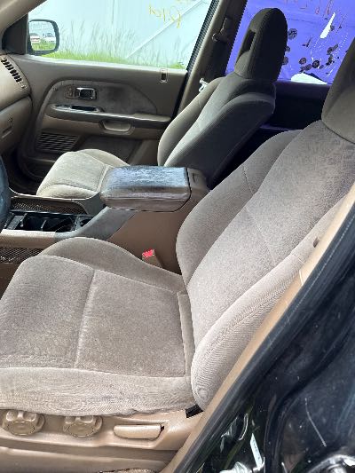 2005 Honda Pilot Location - Imports - Row 9 - Stock # H48208