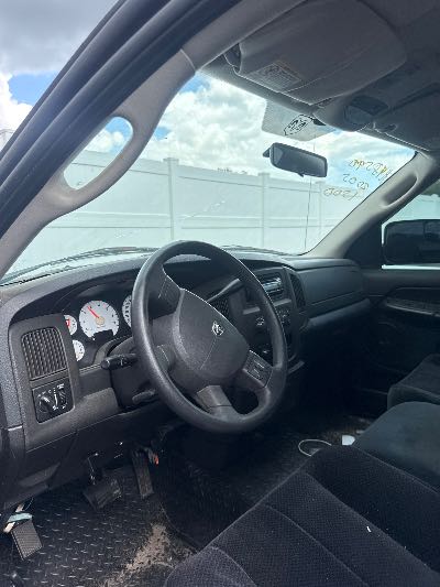 2005 Dodge Ram 1500 Location - Large Trucks & Vans - Row 14 - Stock # H48590