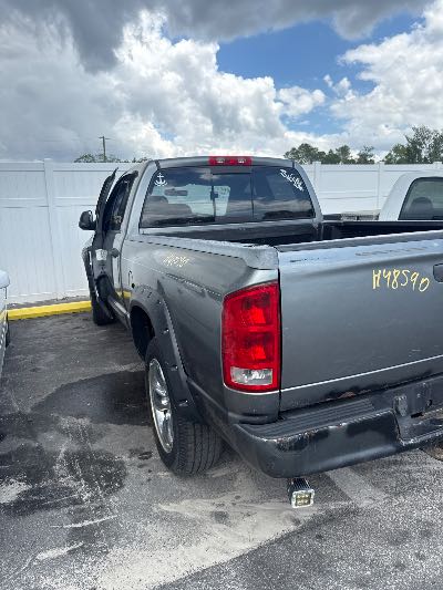 2005 Dodge Ram 1500 Location - Large Trucks & Vans - Row 14 - Stock # H48590