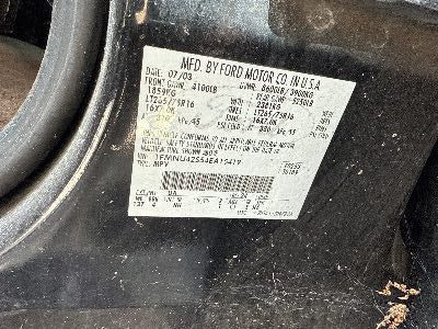 2004 Ford Excursion Location - Large Trucks & Vans - Row 15 - Stock # H48534