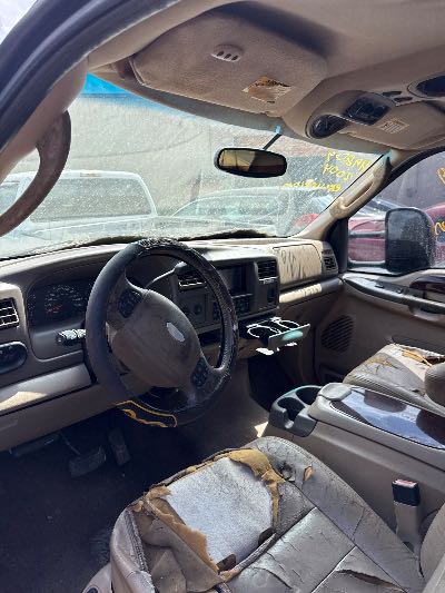 2004 Ford Excursion Location - Large Trucks & Vans - Row 15 - Stock # H48534