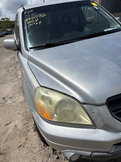 2004 Honda Pilot Location - Imports - Row 9 - Stock # H48577