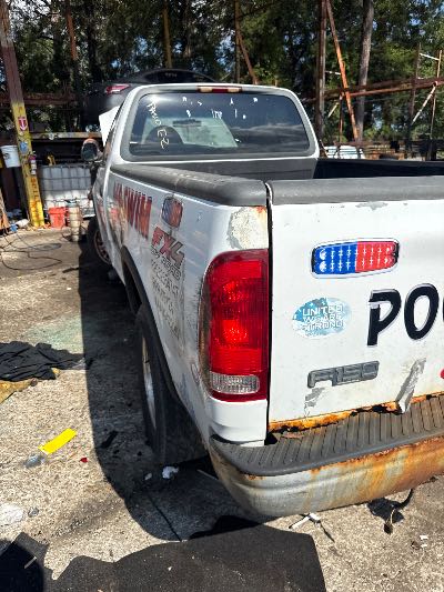 2000 Ford F-150 Location - Large Trucks & Vans - Row 16 - Stock # H48588