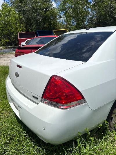 2014 Chevrolet Impala Limited Location - GM - Row 35 - Stock # H48553