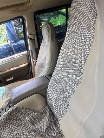 2005 Mercury Mountaineer Location - Ford - Row 35 - Stock # H48574