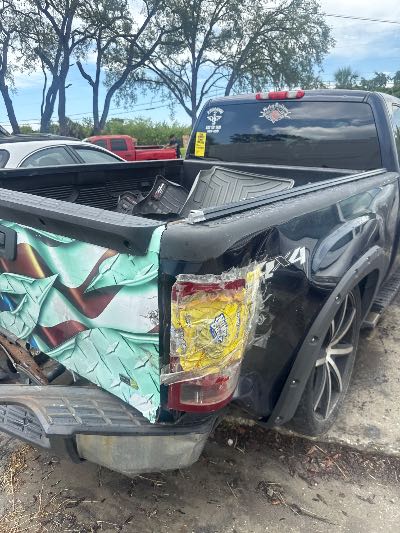 2011 GMC Sierra 1500 Location - Large Trucks & Vans - Row 20 - Stock # H48872