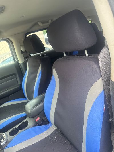 2006 HUMMER H3 SUV Location - Large Trucks & Vans - Row 19 - Stock # H48882