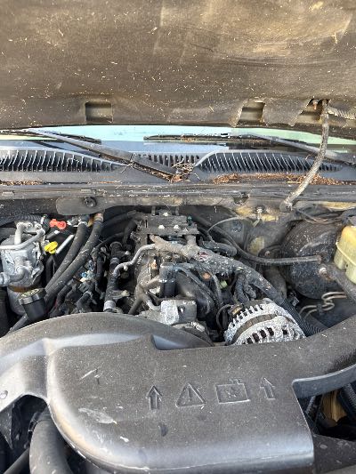 2001 GMC Yukon Denali Location - Large Trucks & Vans - Row 18 - Stock # H48883