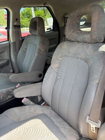 2002 pontiac Aztec Location - GM - Row 36 - Stock # H48660