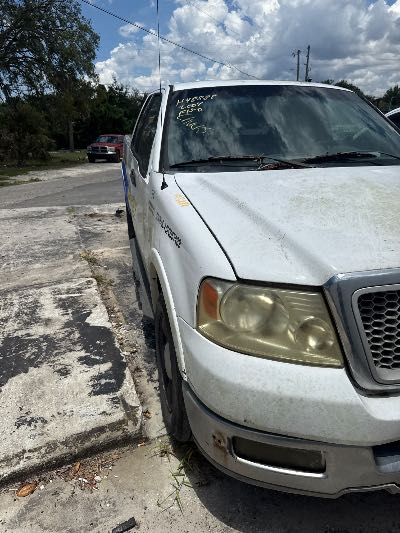 2004 Ford F-150 Location - Large Trucks & Vans - Row 21 - Stock # H48888