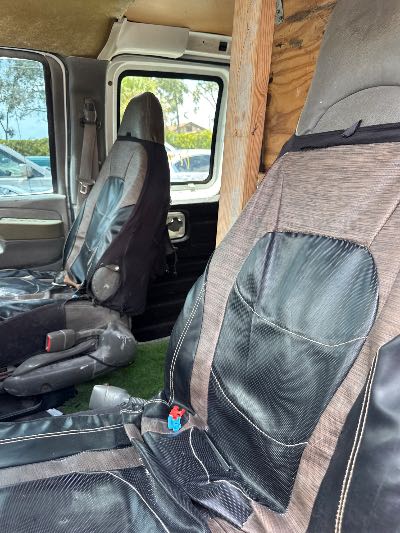 2006 GMC Savana Location - Large Trucks & Vans - Row 21 - Stock # H48921