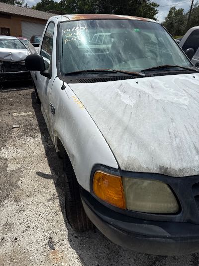 2004 Ford F-150 Heritage Location - Large Trucks & Vans - Row 20 - Stock # H48858