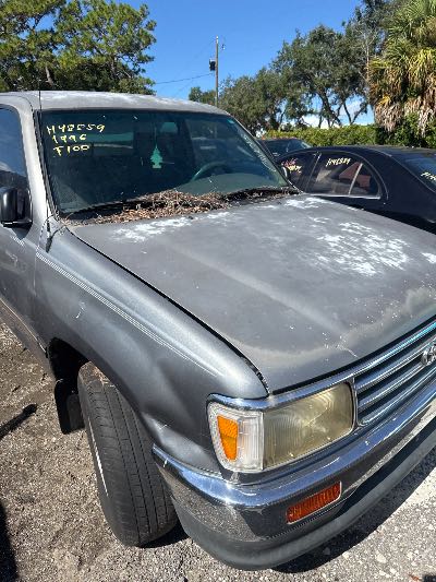 1996 Toyota T100 Location - Large Trucks & Vans - Row 23 - Stock # H48859