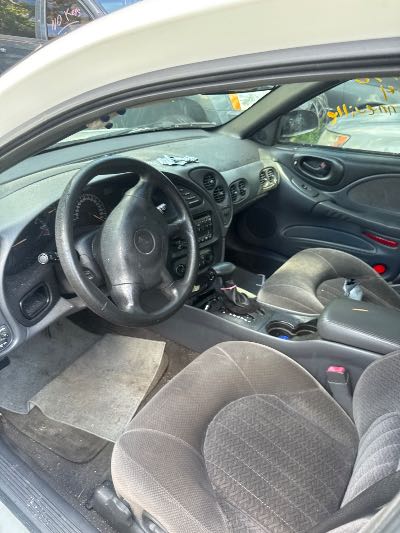 2004 Pontiac Bonneville Location - GM - Row 35 - Stock # H48770