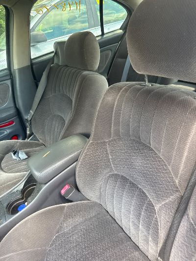 2004 Pontiac Bonneville Location - GM - Row 35 - Stock # H48770