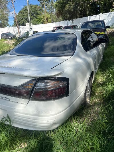 2004 Pontiac Bonneville Location - GM - Row 35 - Stock # H48770