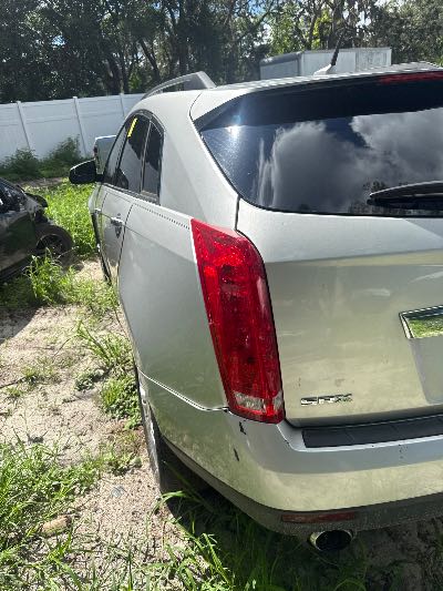 2014 Cadillac SRX Location - GM - Row 25 - Stock # H48612