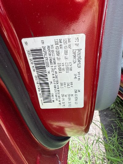 2007 Chrysler Town & Country Location - Chrysler - Row 45 - Stock # H48800