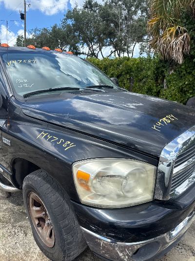 2002 Dodge Ram 1500 Location - Large Trucks & Vans - Row 20 - Stock # H47584