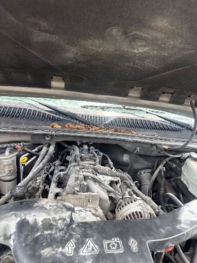 2006 Cadillac Escalade Location - Large Trucks & Vans - Row 26 - Stock # H48936