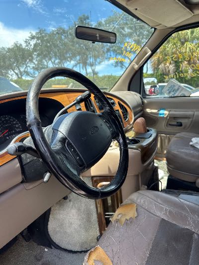 2001 Ford Econoline Location - Large Trucks & Vans - Row 23 - Stock # H48959