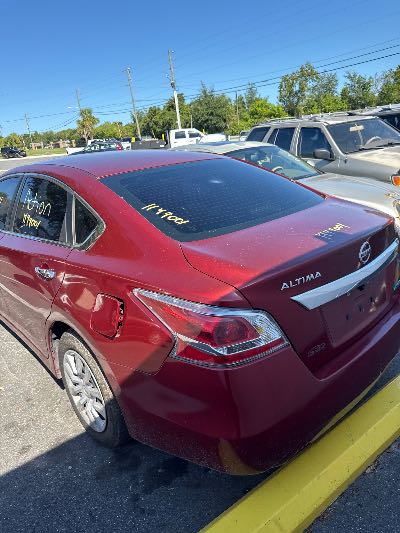 2014 Nissan Altima Location - Imports - Row 29 - Stock # H49001