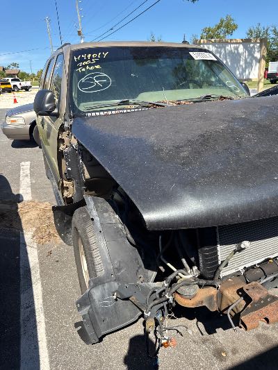 2005 Chevrolet Tahoe Location - Large Trucks & Vans - Row 22 - Stock # H49014
